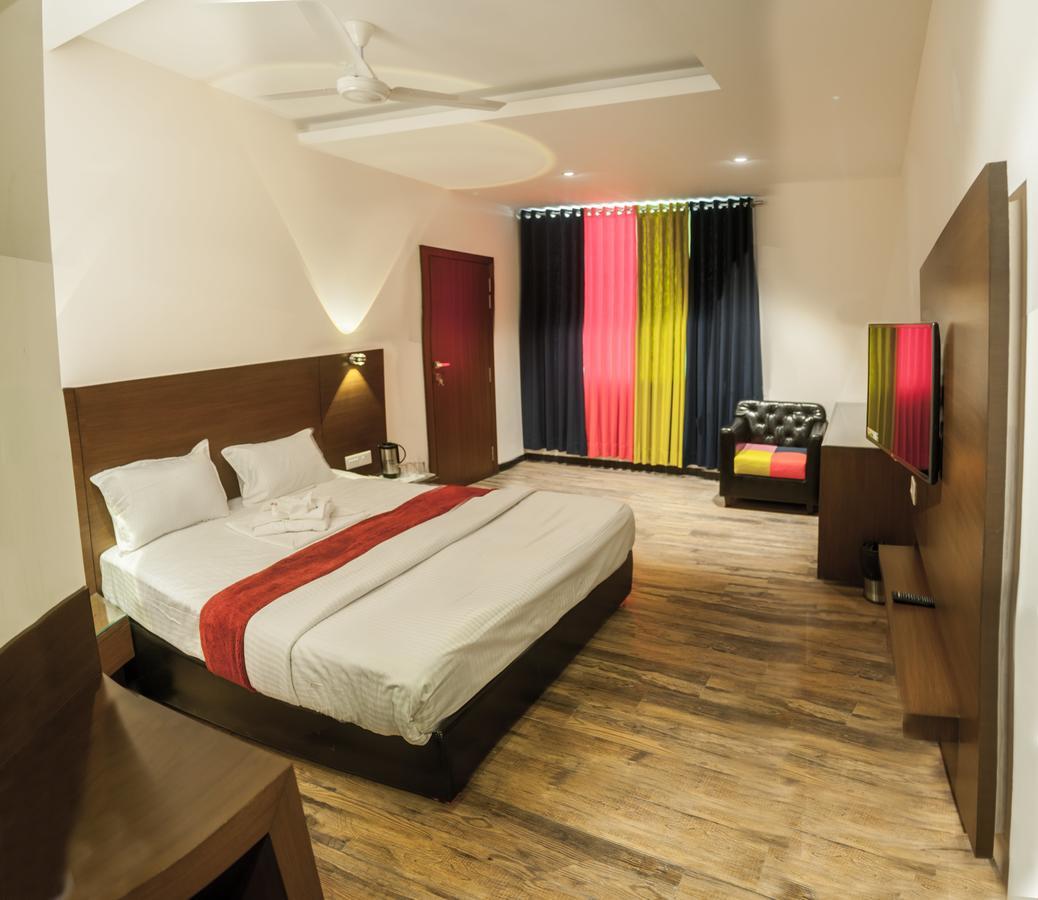 Hotel Atharva Ujjain Luaran gambar